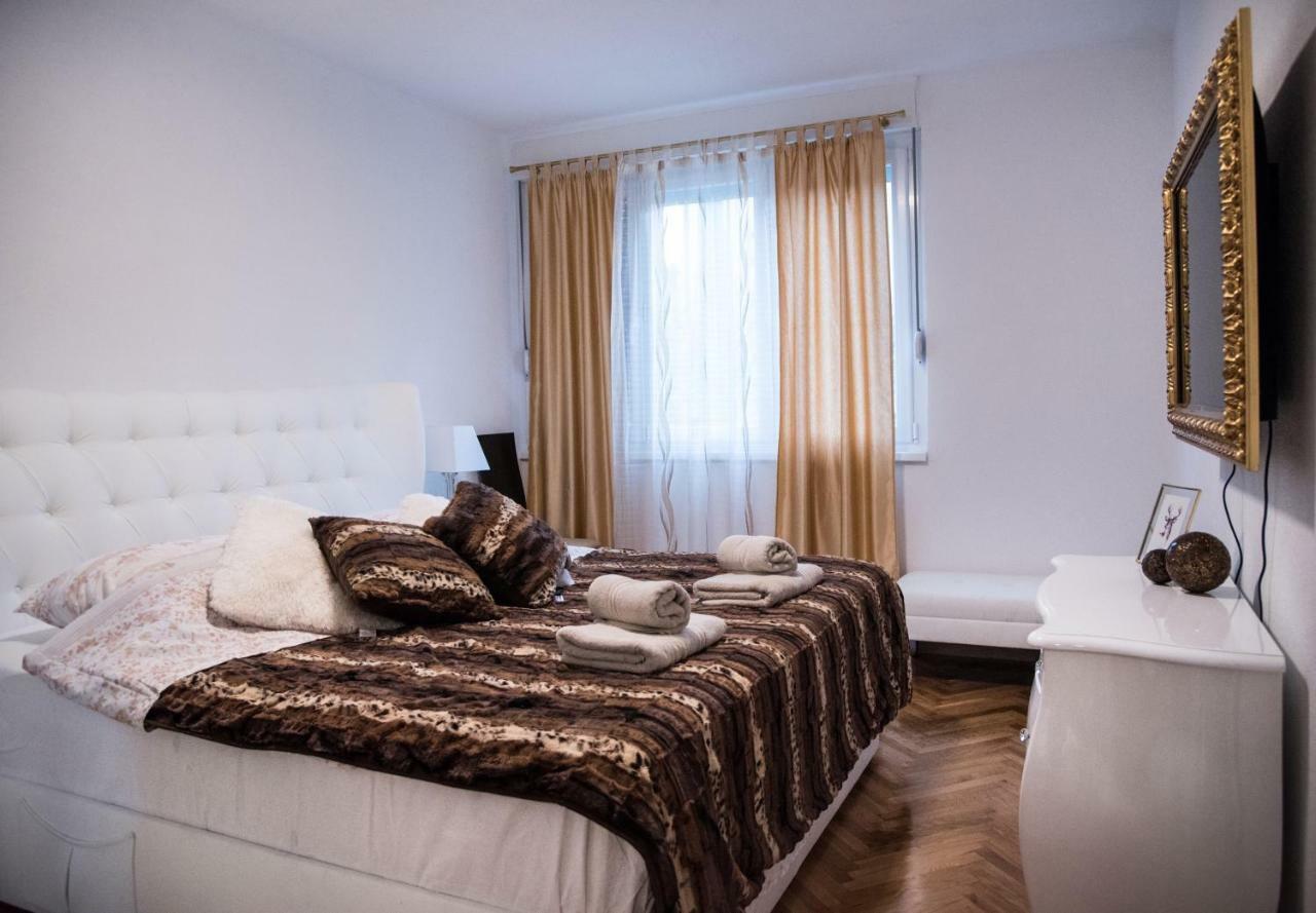 Deni Luxury Apartment Спліт Екстер'єр фото